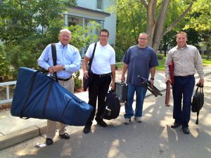 Harpist Anne Roos' Gang of Roadies